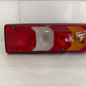 Luz traseira LE B9-007