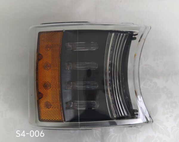 Luz de Canto LD=LE - S4006 - Scania