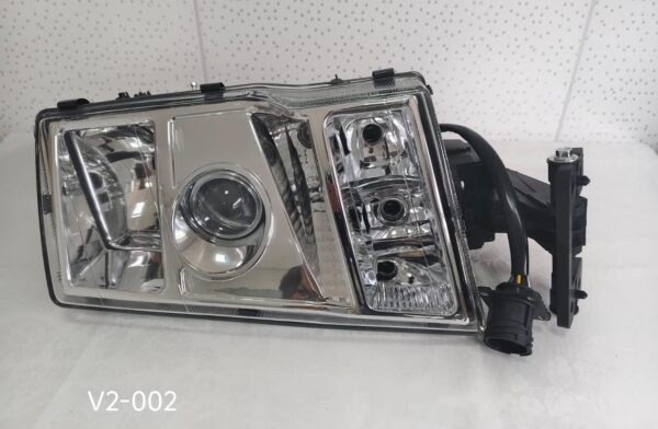Farol Dianteiro LE - V2002 - Volvo
