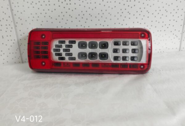 Luz Traseira LD - V4012 - Volvo